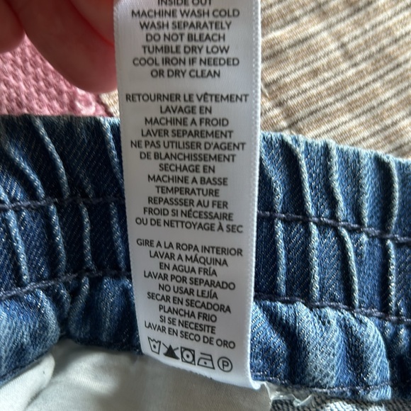 Splendid Chambray Jean Shorts High Rise Size Medium Elastic Waist 100% Tencel - Picture 7 of 8